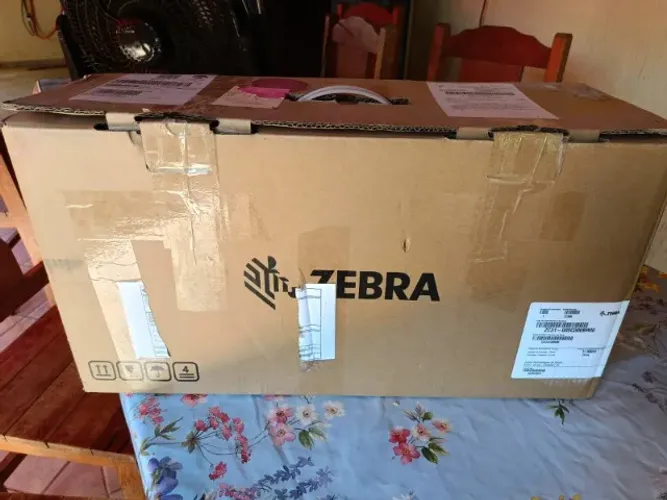 Impressora de crachá dual side Zebra ZC300