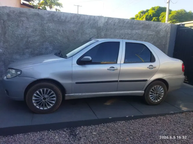 Fiat Siena HLX 1.8 MPI Flex 8V 4P 2005