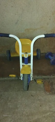 Triciclo infantil