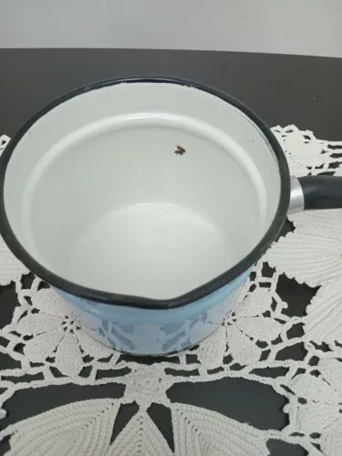 Leiteira esmaltada antiga