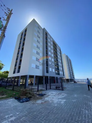 Apartamento de 2 quartos no bairro Rondônia