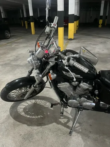 Honda Shadow 1100 AC 2000