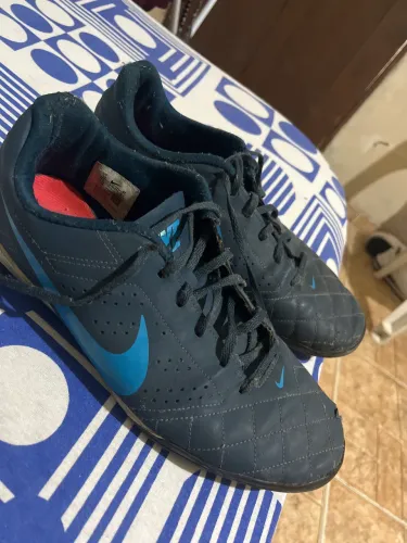 Tênis de futsal Nike beco 2 azul tamanho 41
