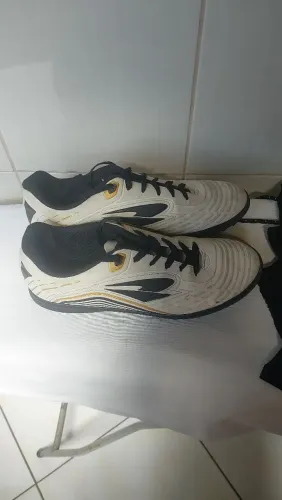 Vendo Chuteira da Dray tamanho 42