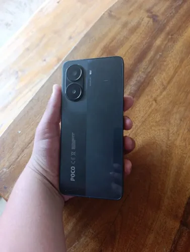 Smartphone Poco X7 pro 512 gb 16 gb ram 4 meses de uso novo