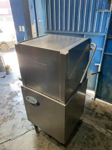 Máquina de Lavar Louças AMB