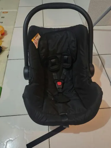 Cadeirinha/ Bebê conforto 0 a 13 kg super conservado