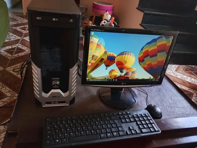 Computador Completo em 3 x de 150 reais.