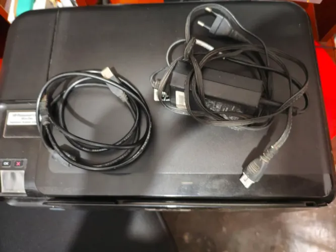 Impressora e notebook