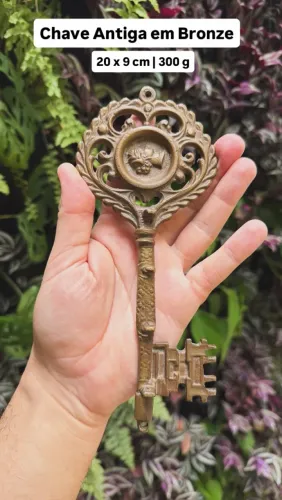 Chave Antiga em Bronze 20 x 9 cm | 300 g