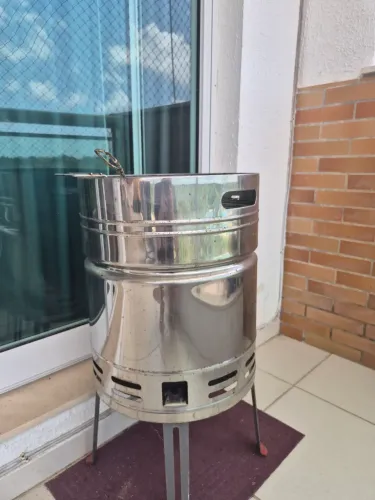 Churrasqueira de inox portátil
