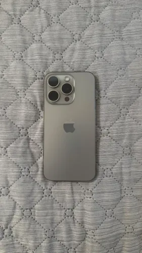 iPhone 15 pro 256 GB