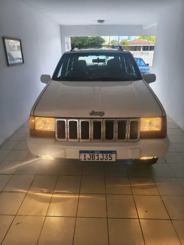 Jeep Grand Cherokee Laredo 4.0 Aut. 1998