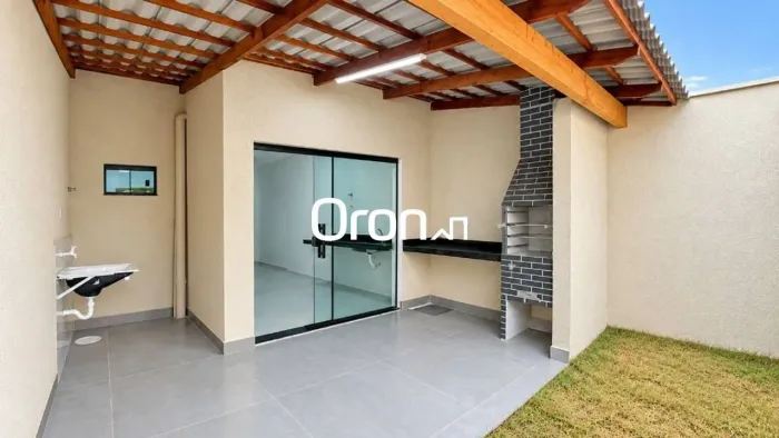 Casa com 2 dormitórios à venda, 78 m² por R$ 290.000,00 - Jardim Marques de Abreu - Goiâni
