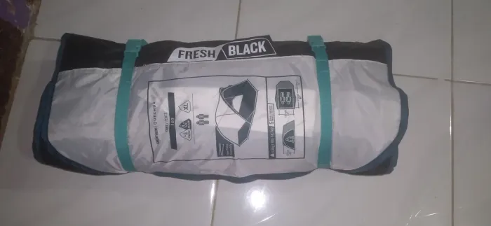 <br>Barraca de Camping 2 Pessoas MH100 XL Fresh & Black Quechua Azul e Branco