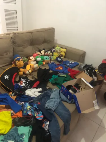 Vendo brinquedos e acessórios infantis em ótimo estado