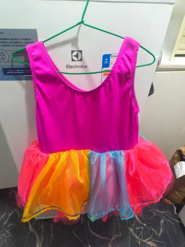 Vestidos infantis (leia anúncio)