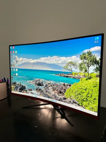 Monitor Concórdia 27? Curvo - 75Hz | Excelente Estado