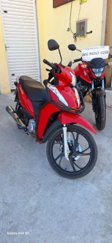 Moto Biz 2023 semi nova