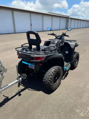 Quadriciclo 570 zerado
