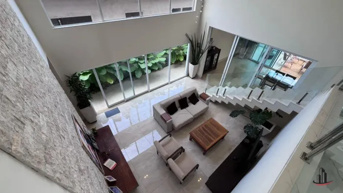 Casa de Alto Padrão para Locação  Damha Residencial III contendo 03 suítes ! Opção de loca