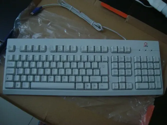 Teclado Classic - PS/2 (Mini Dimm) - Novo