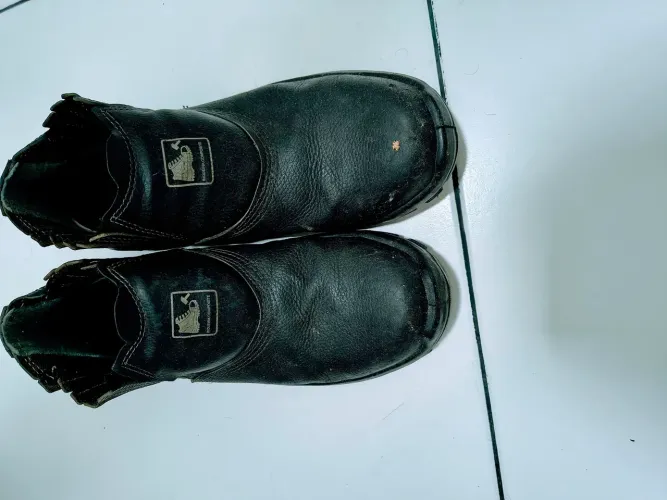 BOTA DE SEGURANÇA NÚMERO 44