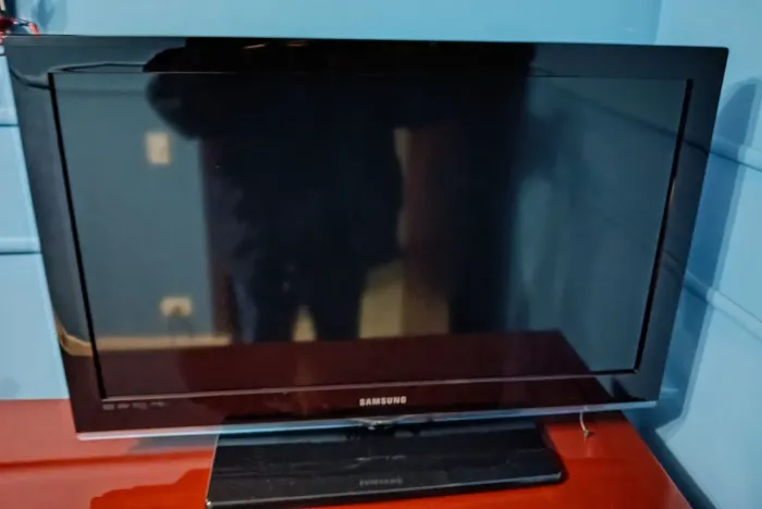 TV Samsung 32 Polegadas Mod. LN32C530F1MXZD