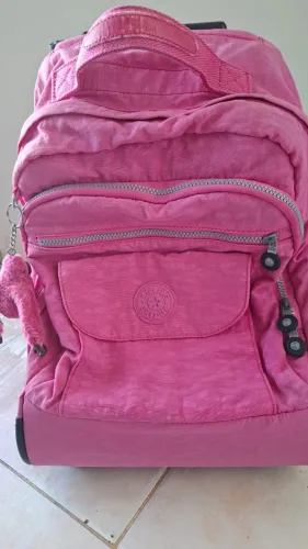Mochila Kipling Rosa com Rodinhas - Original