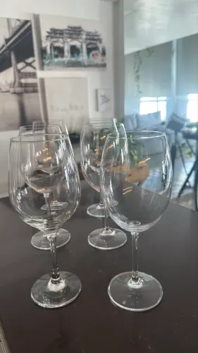 6 Taças pra Vinho !