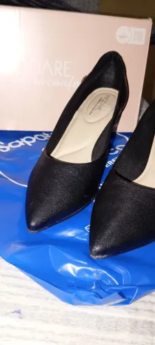 VENDE-SE SAPATO EM PEREITO ESTADO: