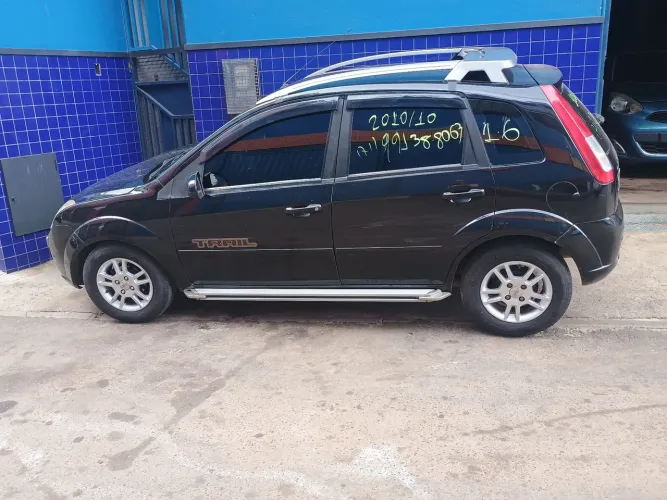 Ford Fiesta Trail 1.6 8V Flex 5P 2010