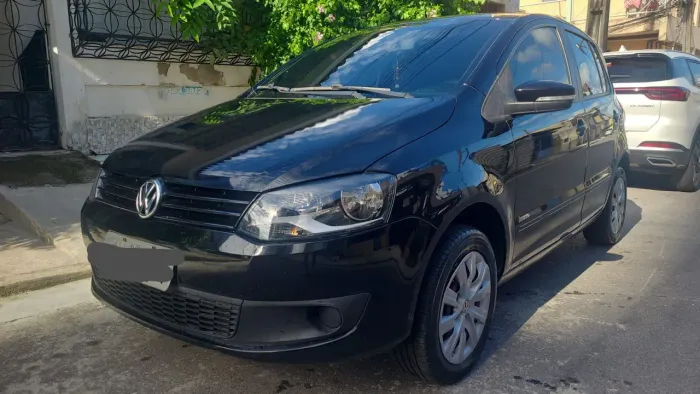 Volkswagen Fox 1.6 MI Total Flex 8V 5P 2014