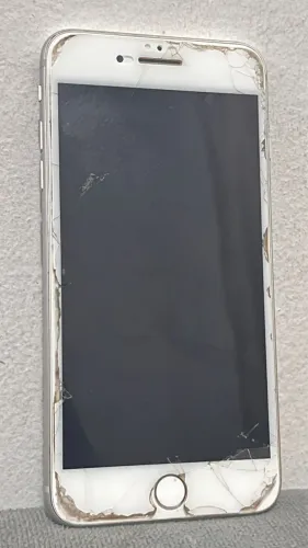 iPhone 8 PLUS (Pego outro e volto valor)