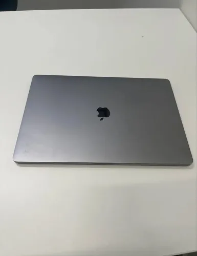 MacBook Pro 16inch 2019 16gb RAM 512gb SSD Touch Bar