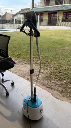 Passadeira a vapor Mondial 220V