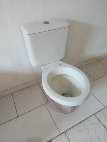 Vaso Sanitário com Caixa Acoplada 