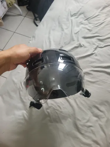 Capacete Ciclista Adulto Urbano com Viseira