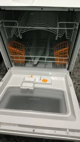 Máquina lava Louça