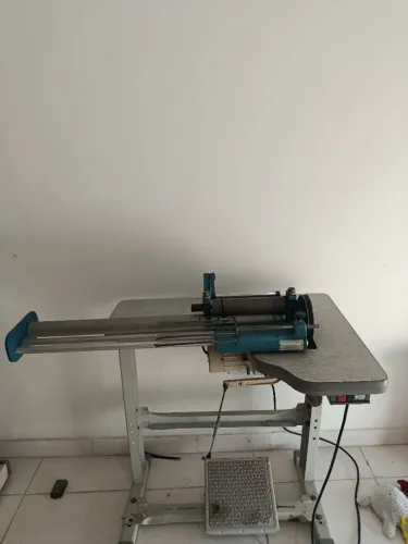 Máquina de costura