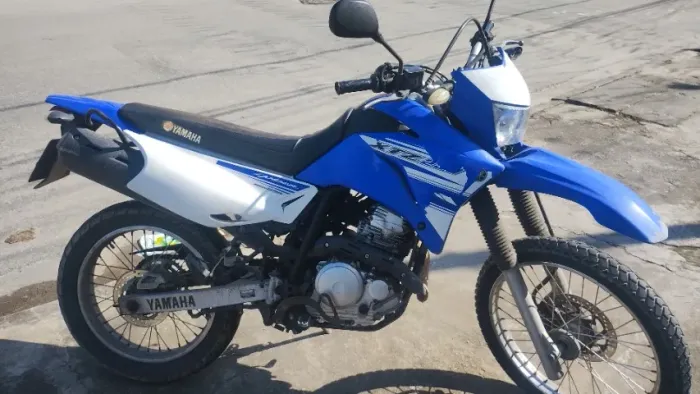 Vendo moto lander blueflex ,ano 2017
