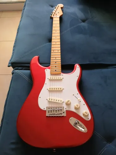 GUITARRA SX STRATO SEM USO