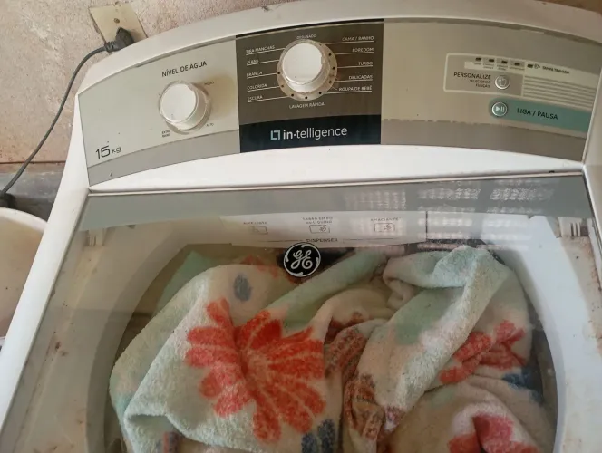 Máquina 15 kilos com defeito
