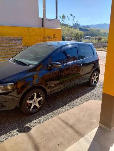 Volkswagen Fox 1.0 MI Total Flex 8V 3P 2012