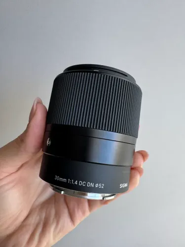 Lente sigma 30mm (novinha)