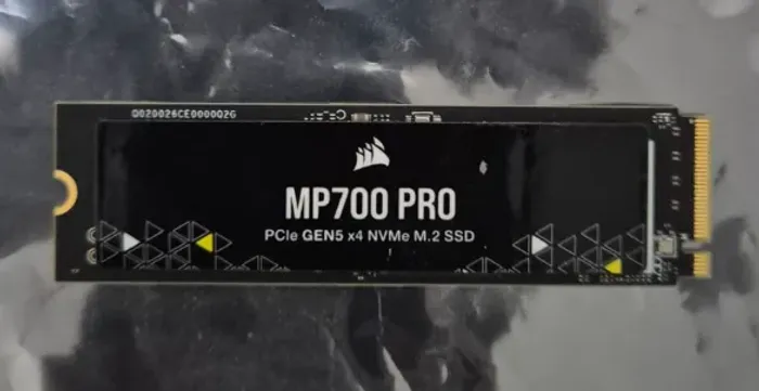 SSD NVME 2TB Corsair MP700 PRO