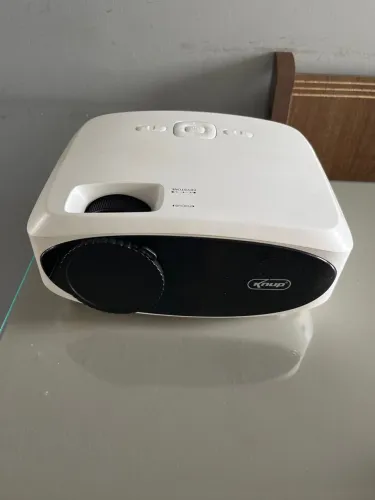 Projetor Knup até 50? acompanha todos os itens