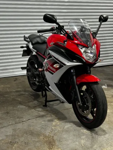 Vendo essa linda xj6