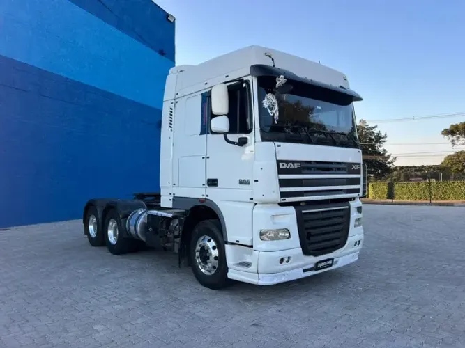 Caminhão Daf Xf 105 510 Ftt 6x4 Ano 2016/2017 Branco