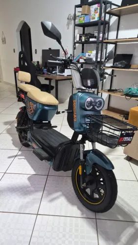MOTO ELETRICA BONMAD 1000w 32km velocidade 45km a 60km autonomia